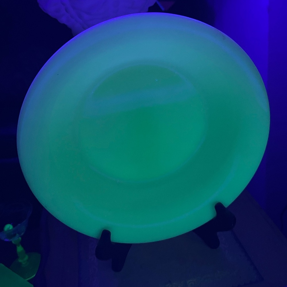 Vintage Milk Glass Corningware Serving Bowl~“Little Joe Glassblower"~UV REACTIVE